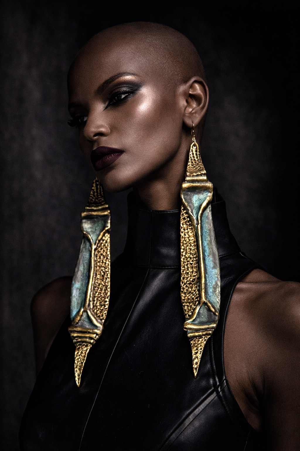 Faux Bronze Metal Sculpted Shoulder Duster Earrings - Turquoise Patina