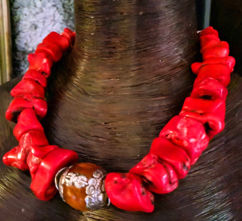 Statement Necklace Single Strand Coral Nugget Red, Shell Chunky Bold Heavy, Jewelry Dramatic, Ethnic Tibetan Resin