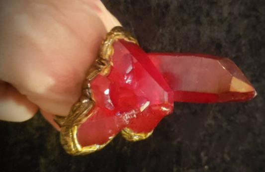 Statement Ring Sculpted Aura Quartz Red, Crystal Knuckles, Finger Candy Gemstone Rough, Ring Cocktail Two Finger