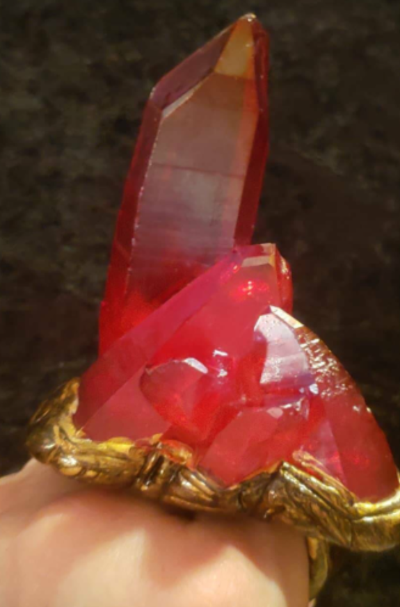 Statement Ring Sculpted Aura Quartz Red, Crystal Knuckles, Finger Candy Gemstone Rough, Ring Cocktail Two Finger