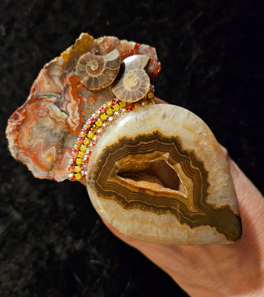 Jasper Slab Ammonite Druzy Agate & Rhinestone Hand Ring, Earth Tone Unisex Adjustable Gemstone Statement Ring, Jewelry Avant Garde Eccentric Finger Candy