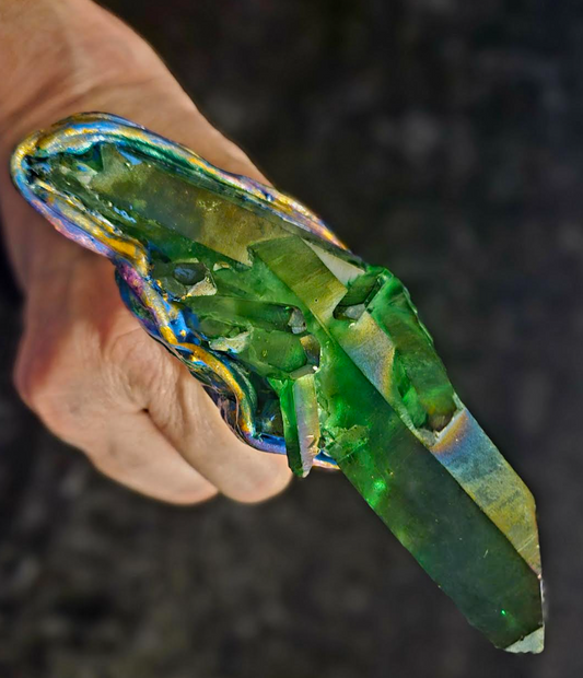 Rough Emerald Green Aura Quartz Knuckles, Pagan Love Statement Ring Size 7, Jewelry Finger Candy Oversized Crystal