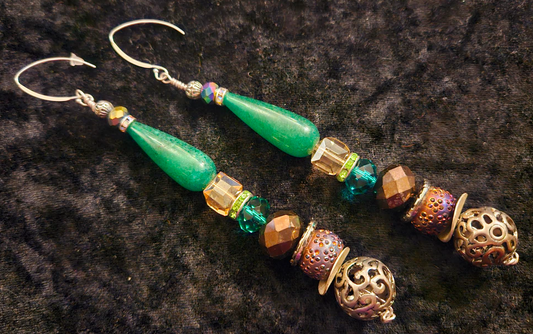 Emerald Green Teardrop Mixed Beaded Dangle Pierced Earrings, Exotic Beaded Shoulder Duster Ear Candy, Boho Couture Chamdelier Earrings