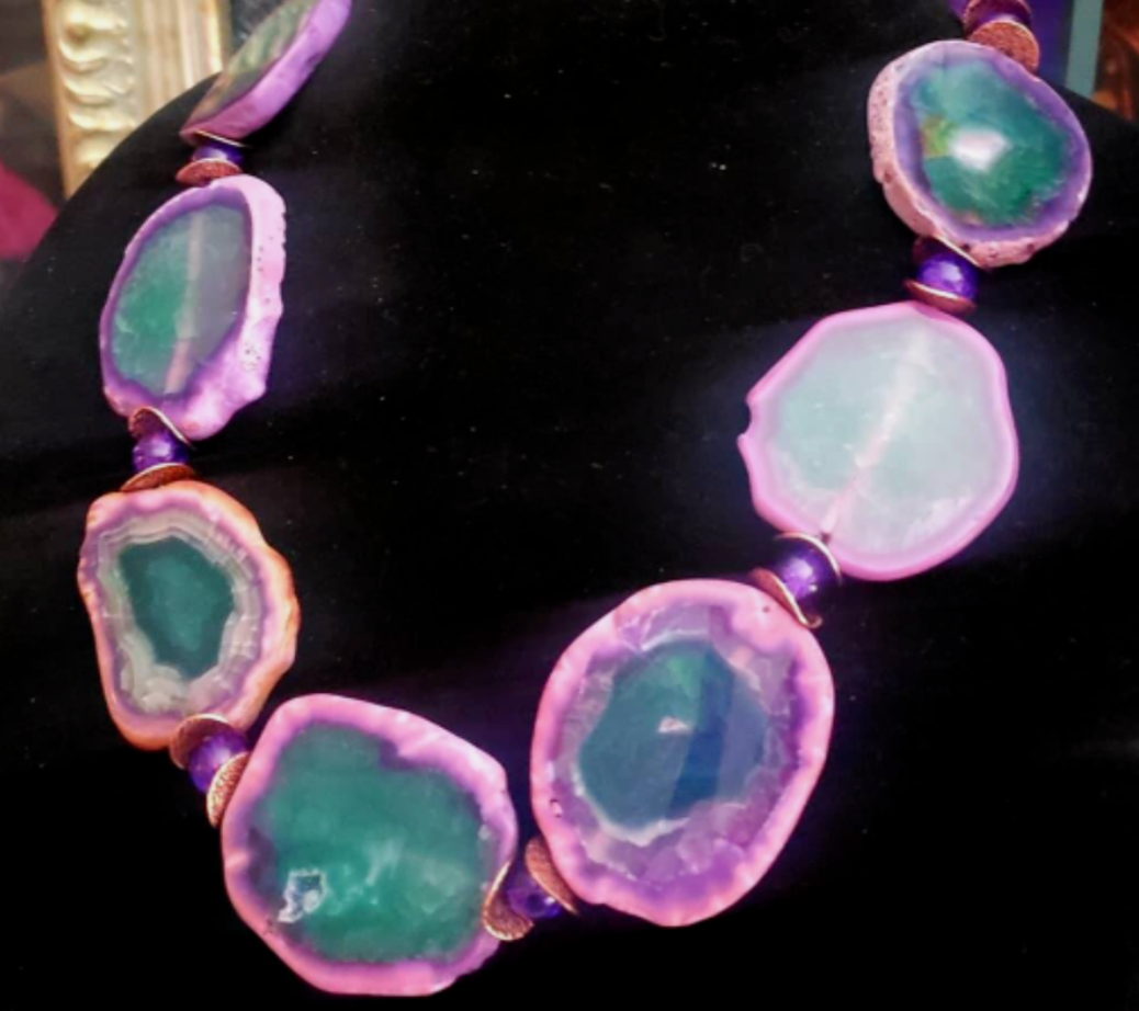 Purple & Green Polished Agate Slice Statement Necklace, Professional Business Neck Candy Attire