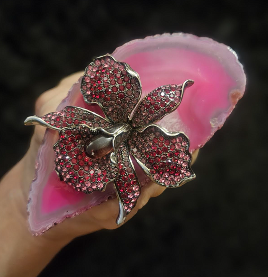 Hot Pink Agate Statement Ring With Vintage Rhinestone Orchid Jewel - Fuchsia Gemstone Slice with Flower Crystal Embellishment - Kat Kouture Jewelry - Oversized Feminine Finger Candy