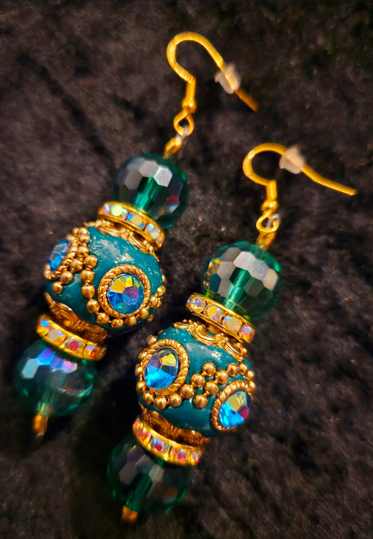 Emerald Green Polynesian & Crystal Beaded Dangle Earrings - Ear Candy for Redheads - Bold Chunky and Dramatic Pierced Earrings - Kat Kouture Jewelry