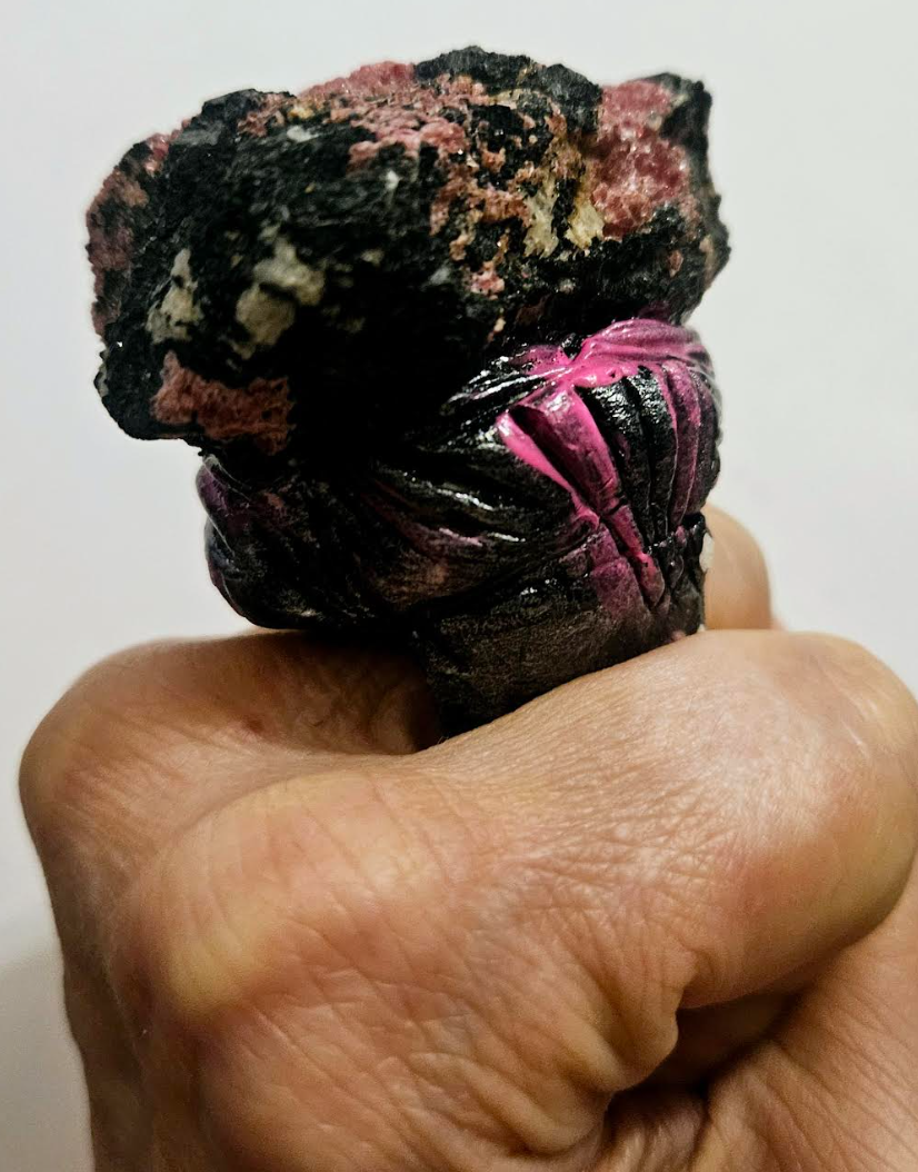 Rough Rhodochrosite Sculpted Statement Ring - Pink & Black Crystal Gemstone Finger Candy - Kat Kouture Jewelry