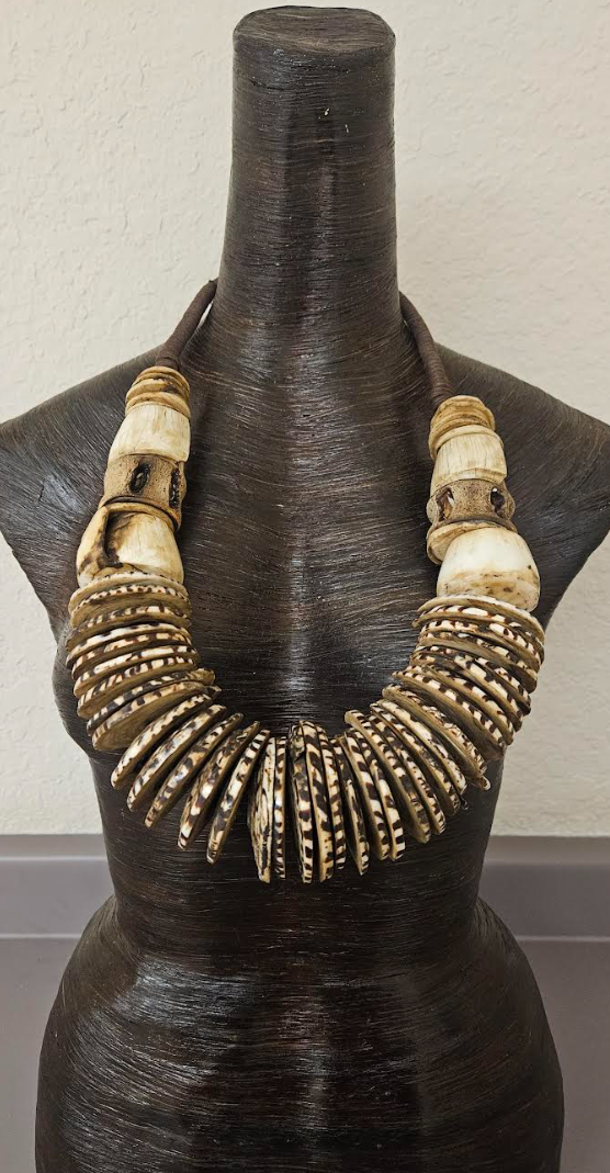 Antique Sliced Puka Shell Tribal Necklace PAPUA NEW GUINEA - Massive Ethnic Earth Tone Shell Primitive Chest Piece - Kat Kouture Jewelry