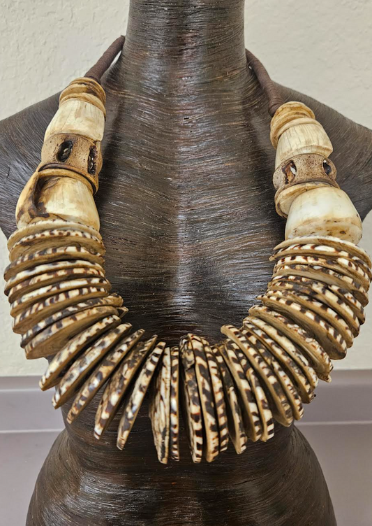 Antique Sliced Puka Shell Tribal Necklace PAPUA NEW GUINEA - Massive Ethnic Earth Tone Shell Primitive Chest Piece - Kat Kouture Jewelry