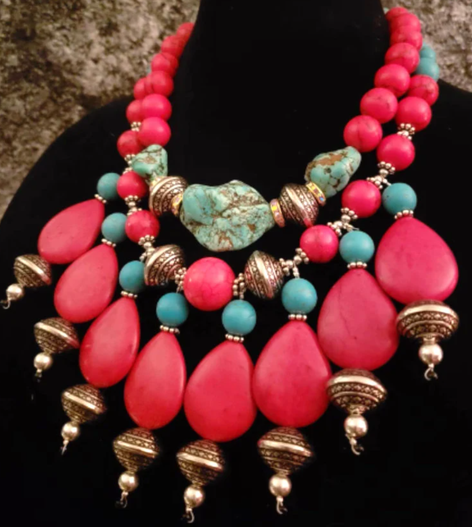 Red Teardrop Dangle Southwestern Style Necklace Set - Red Blue & Silver Beaded Chest Piece Set Petite Women  - Jeans Accessories - Kat Kouture Jewelry