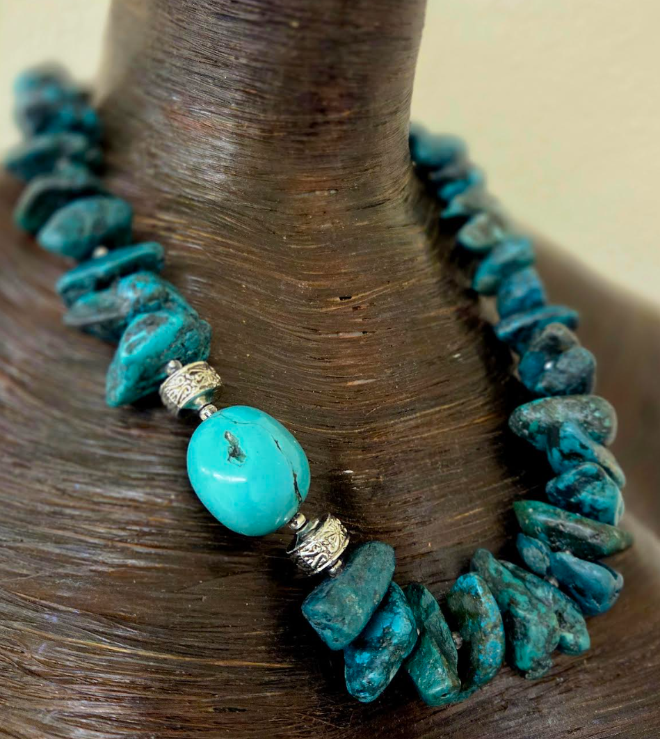 Turquoise Nugget Navajo Style Unisex Necklace - Western Cowgirl Design