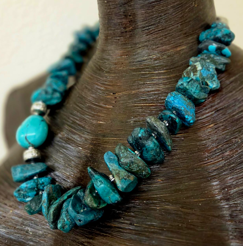 Turquoise Nugget Navajo Style Unisex Necklace - Western Cowgirl Design