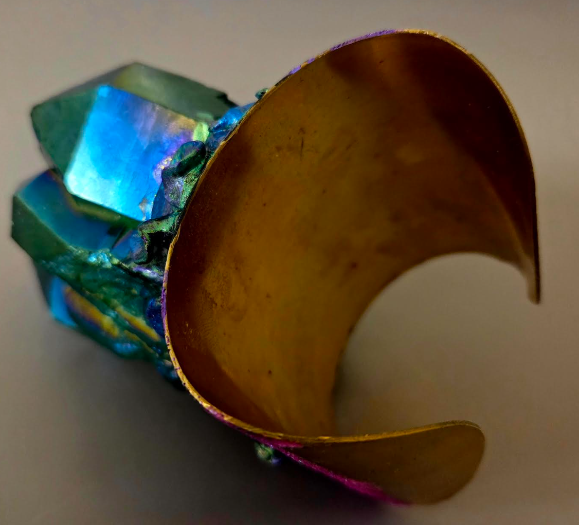 Emerald Green Aura Quartz Cuff - Red Carpet Statement