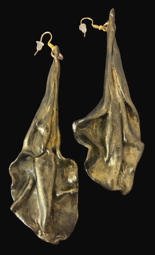 Art Nouveau Sculpted Calla Lily Shoulder Duster Pierced Earrings - Luxe