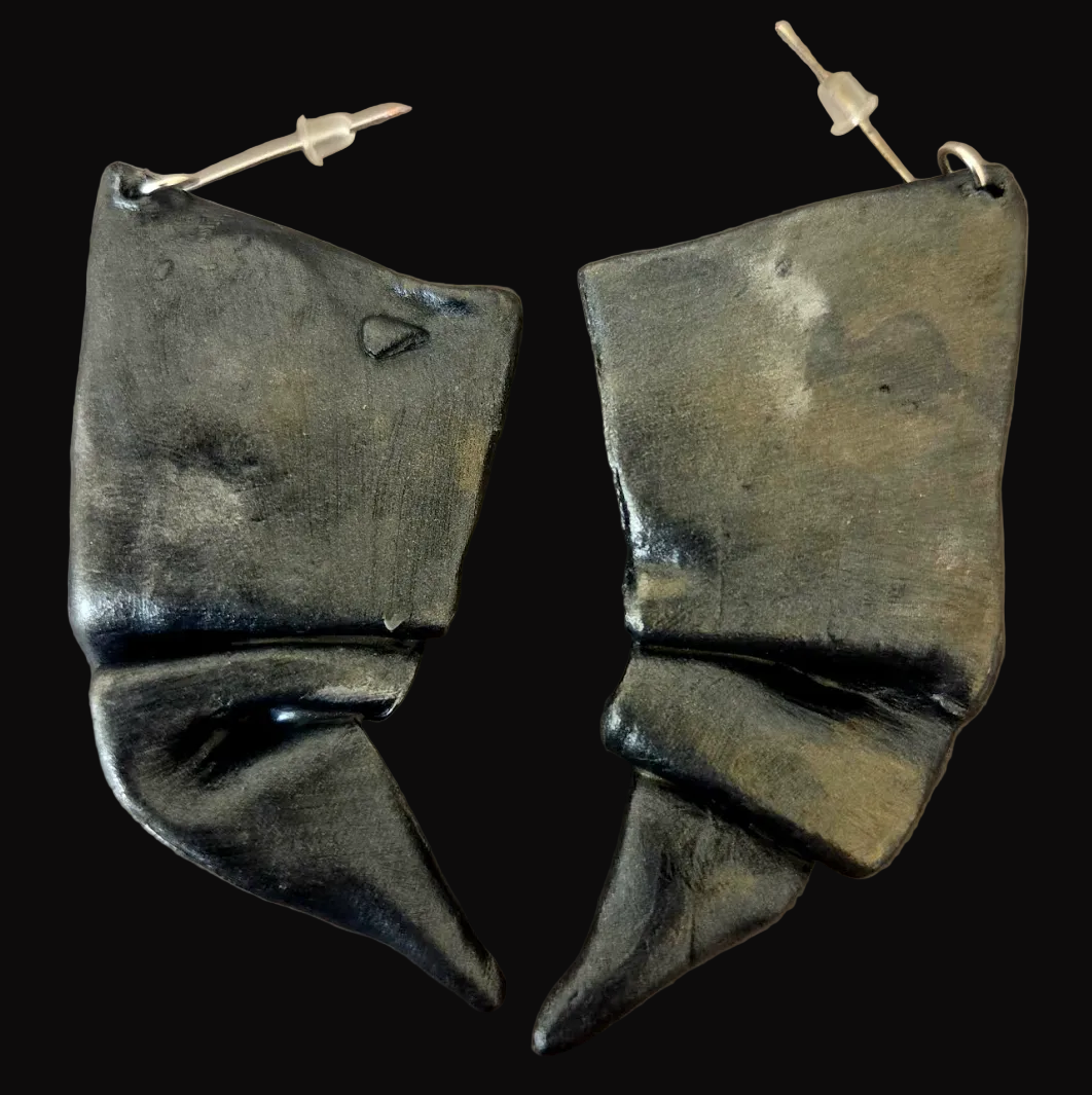 Draped & Folded Faux Gunmetal Pierced Earrings - Black Druzy Agate