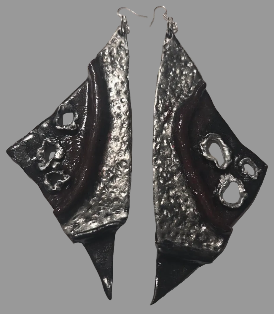 Sculpted Avant Garde Gothic Wing Shoulder Dusters - Edgy Streetwear