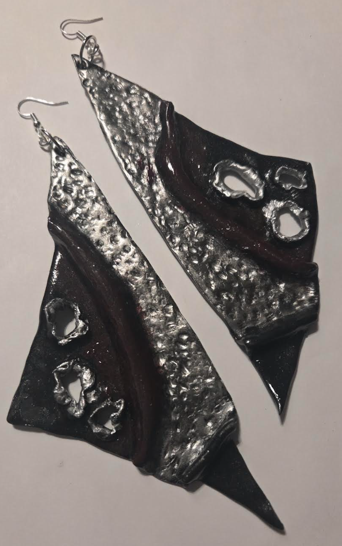 Sculpted Avant Garde Gothic Wing Shoulder Dusters - Edgy Streetwear