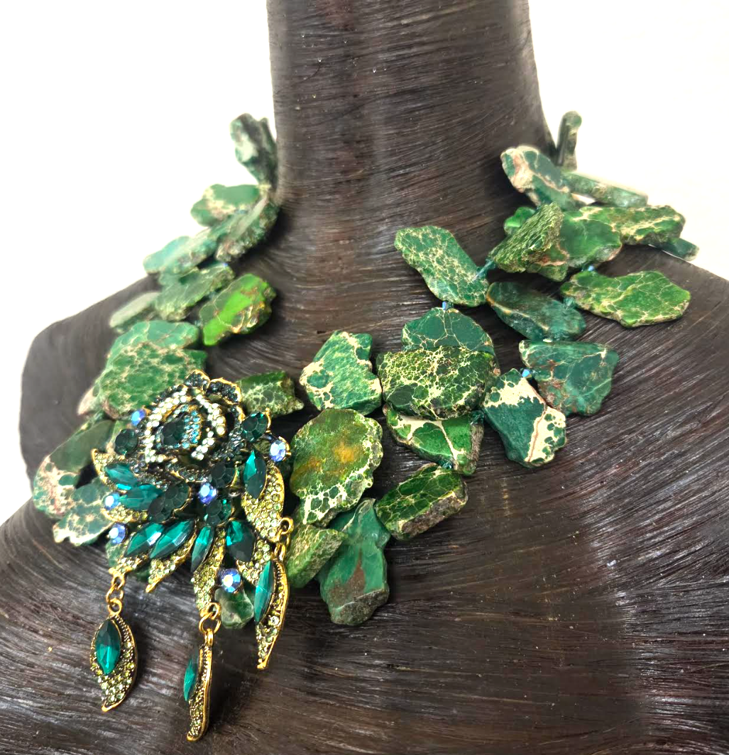 Green & Beige Sea Sediment Slab Statement Necklace -  Emerald Green Rose Pendant
