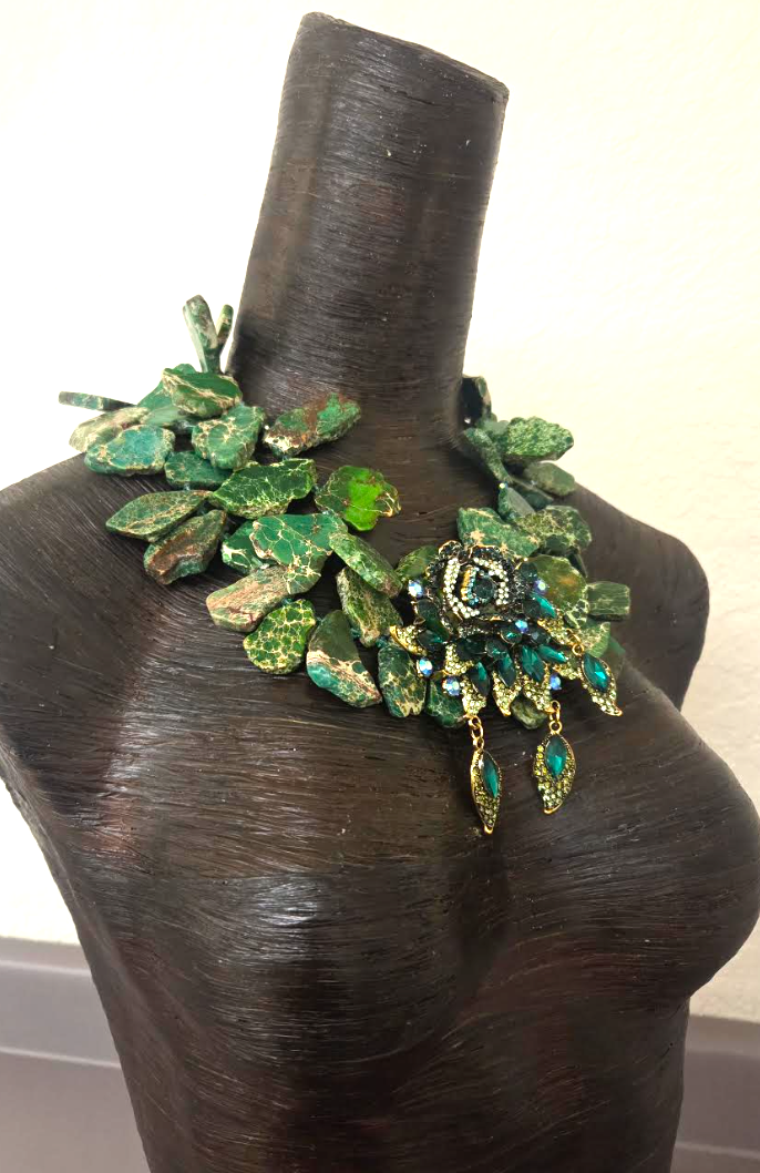 Green & Beige Sea Sediment Slab Statement Necklace -  Emerald Green Rose Pendant