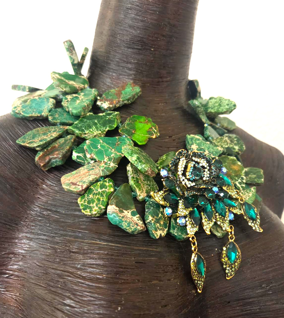 Green & Beige Sea Sediment Slab Statement Necklace -  Emerald Green Rose Pendant