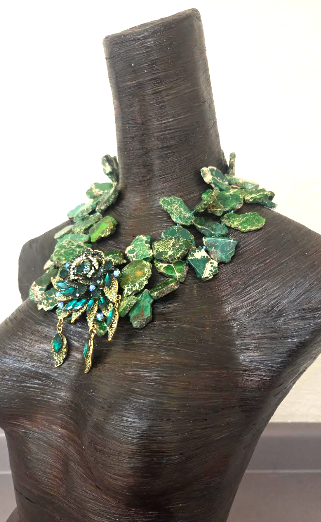 Green & Beige Sea Sediment Slab Statement Necklace -  Emerald Green Rose Pendant