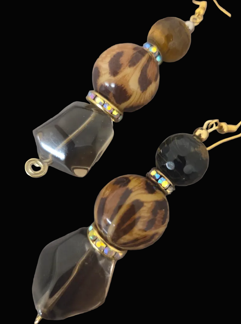 Brown Gemstone & Wild Leopard Beaded Dangle Pierced Earrings - Luxe