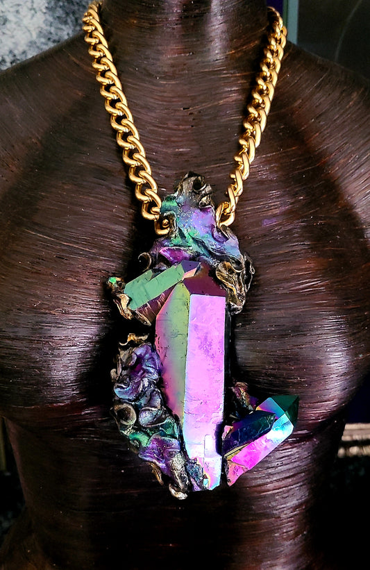 Stately Titanium Jewel Tone Sculpted Quartz Amulet - Metallic Rainbows